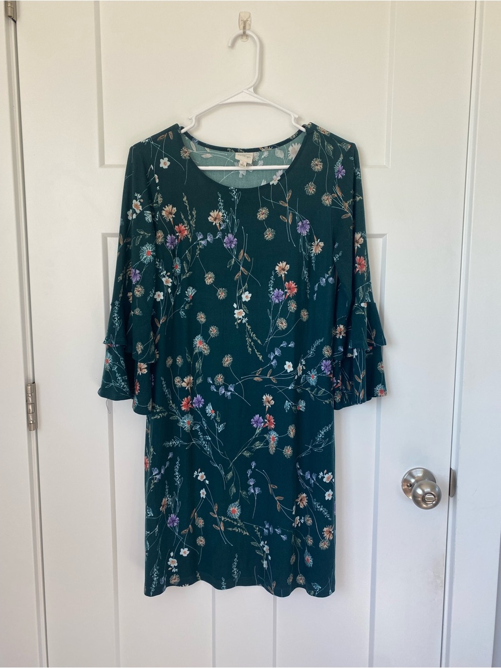 Kaileigh Dark Green Floral Ruffle-Sleeve Dress